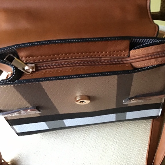 Deluxity shoulder Bag - Picture 8 of 11